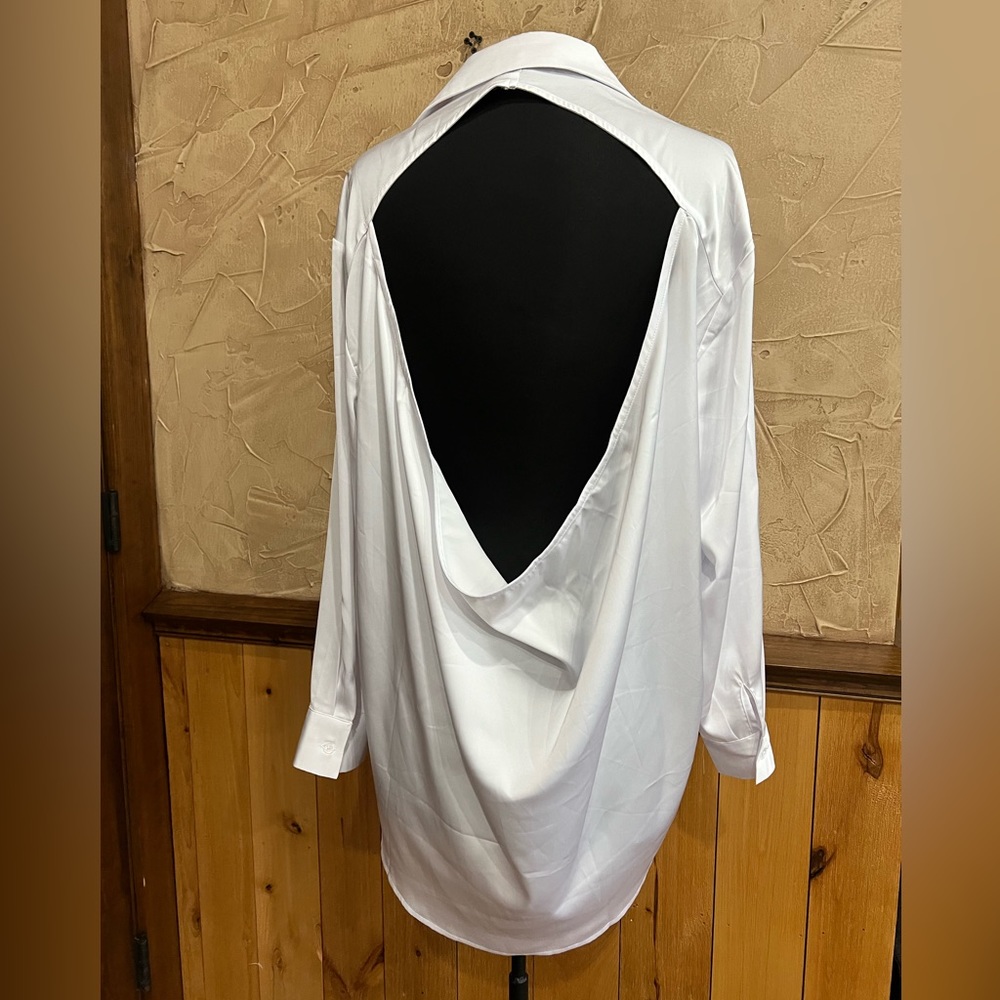 BOUTIQUE CLOSEOUT! Peach Love Backless Top